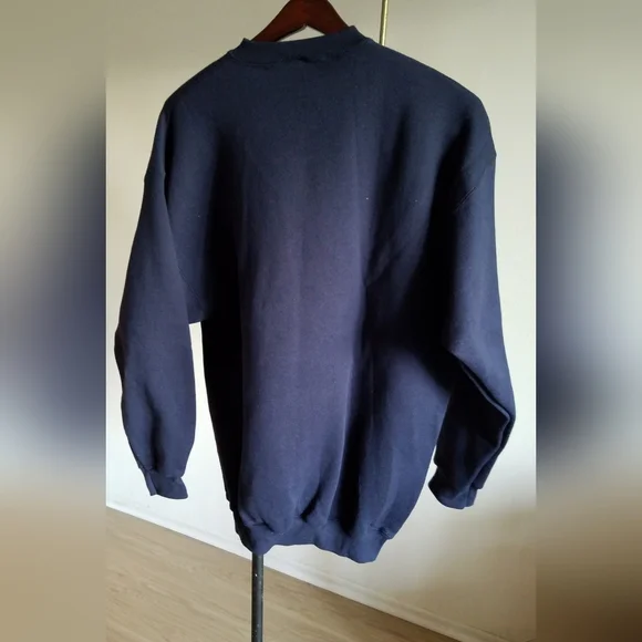 Eddie Bauer BeverlyHills Dark Blue Heavy Duty Embroidered Crewneck XL Sweatshirt - Picture 3 of 5